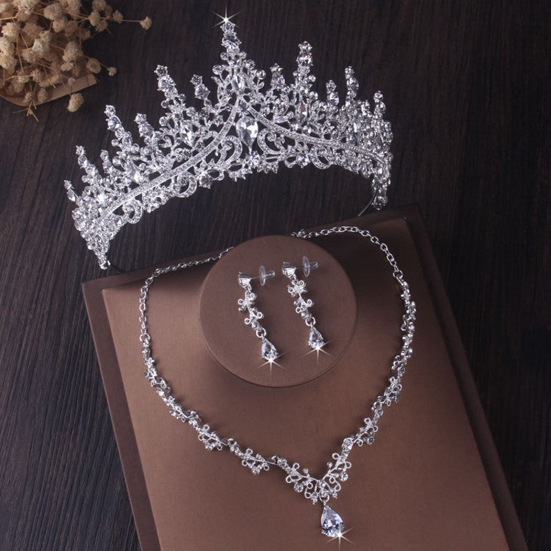 Luxury Crystal Bridal Crown Jewelry Set – Tiara, Necklace & Earrings Main image