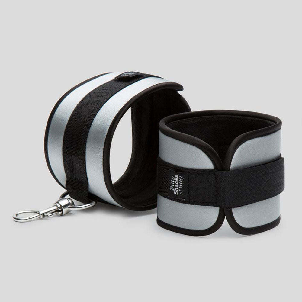 Fifty Shades of Grey Hard Limits Bed Restraint Kit Secondary image