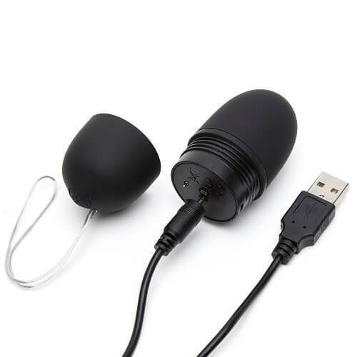 happy-rabbit-remote-control-love-egg-vibrator